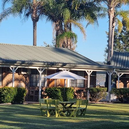 Koorawatha Homestead Motel Bororen 외부 사진